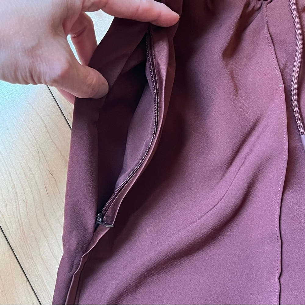 NWT The Athleta Endeavor High Rise Relaxed Wide Leg Pants Small burgundy reddish - Picture 5 of 10
